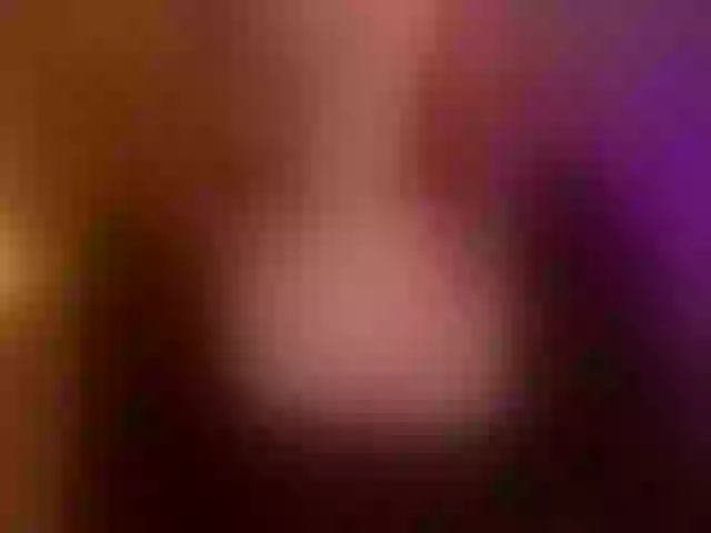 Live sex webcam photo for LunaTempt #292265801
