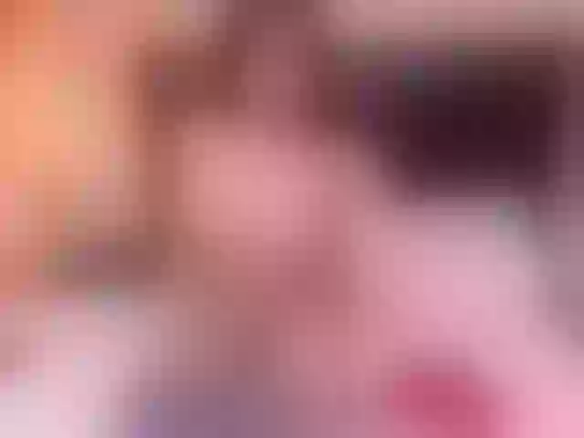Live sex webcam photo for LunaToledo #292043101