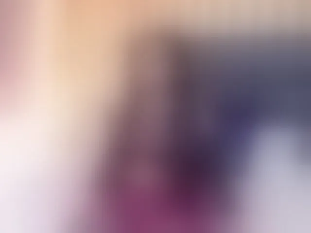 Live sex webcam photo for LunaToledo #292721310
