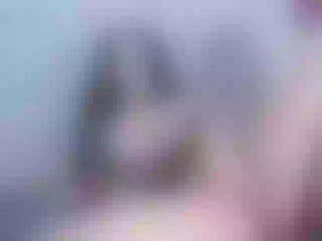 Live sex webcam photo for LunaXLopez #272301880