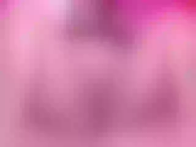 Live sex webcam photo for LunaXXz #291139588