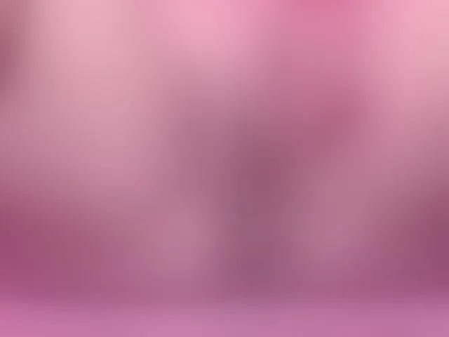 Live sex webcam photo for LunaXXz #293372499