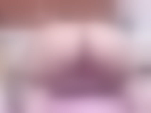 Live sex webcam photo for LunaXXz #294080017