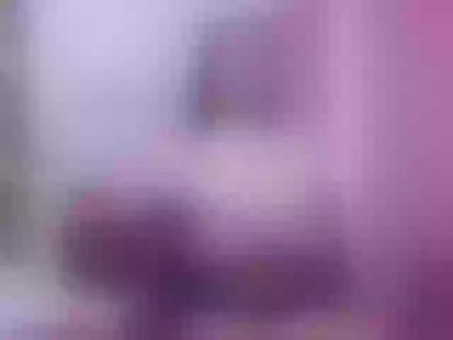 Live sex webcam photo for LunaaHatzel #275782855