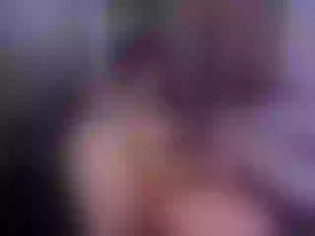 Live sex webcam photo for LunaaHatzel #291068703