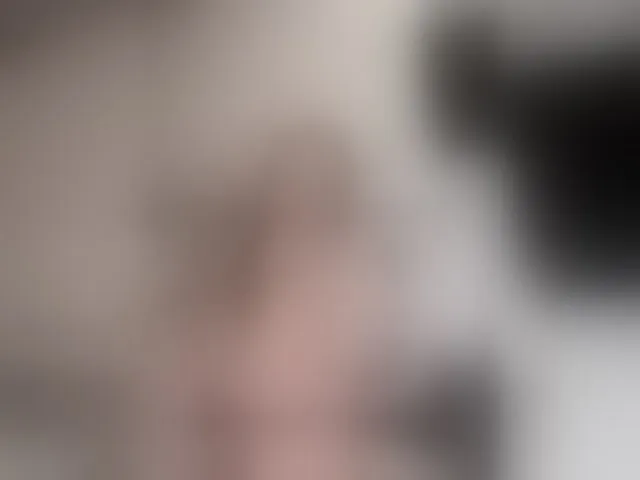 Live sex webcam photo for Lunaaaura #292826825