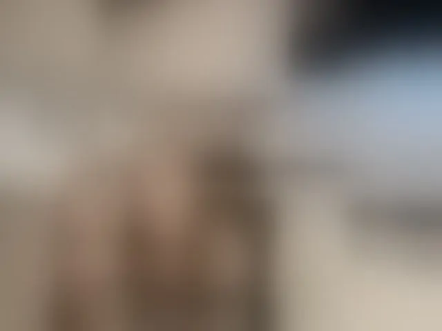 Live sex webcam photo for Lunaaaura #293032874