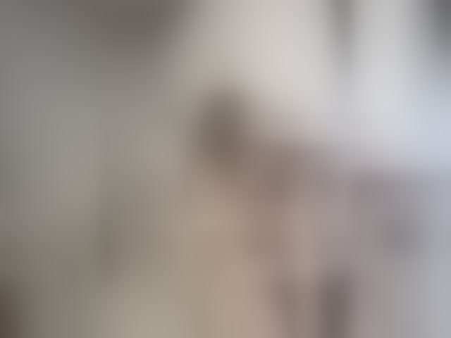 Live sex webcam photo for Lunaaaura #293055828