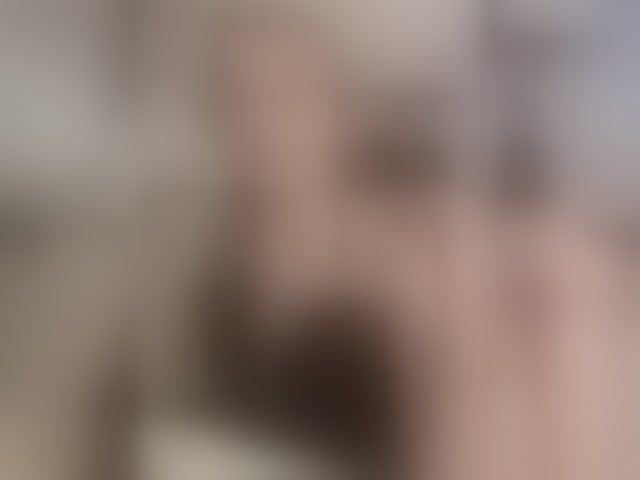 Live sex webcam photo for Lunaaaura #293081057