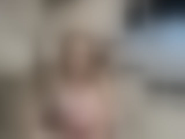Live sex webcam photo for Lunaaaura #293095506
