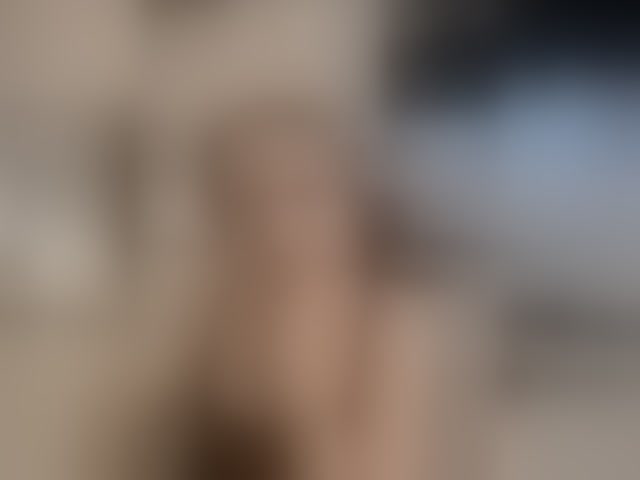 Live sex webcam photo for Lunaaaura #293103304