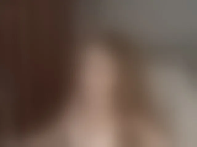 Live sex webcam photo for Lunaaaura #293225284
