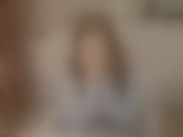 Live sex webcam photo for Lunaaaura #293292315
