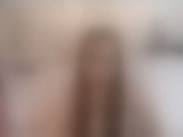 Live sex webcam photo for Lunaaaura #293348529