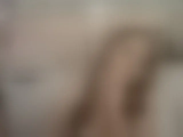 Live sex webcam photo for Lunaaaura #293388575