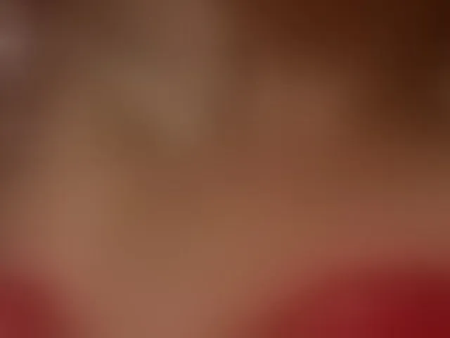Live sex webcam photo for Lunaaaura #293757435