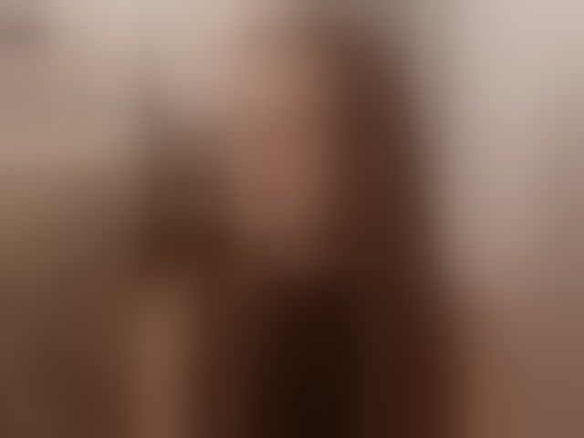 Live sex webcam photo for Lunaaaura #294155743