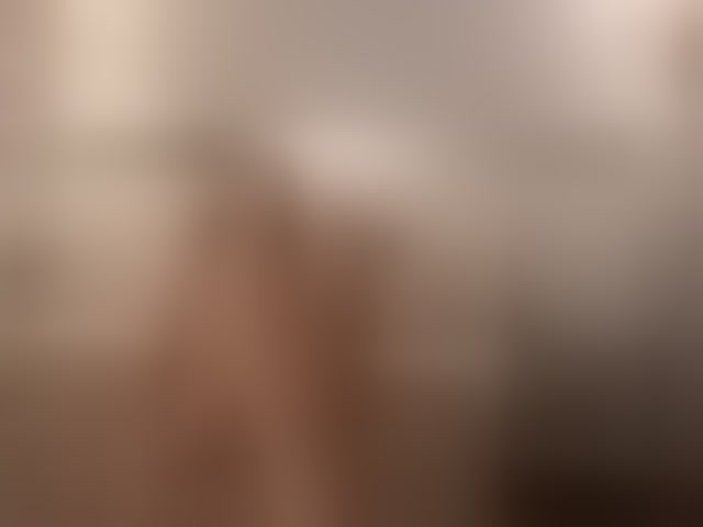 Live sex webcam photo for Lunaaaura #294165963