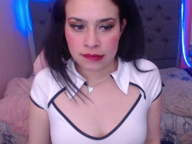 Live sex webcam photo for Lunaaylin #274661798