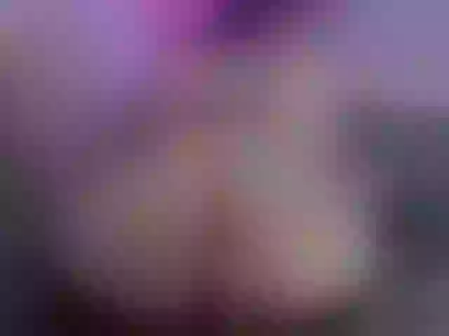 Live sex webcam photo for Lunar-LuLu #275584393