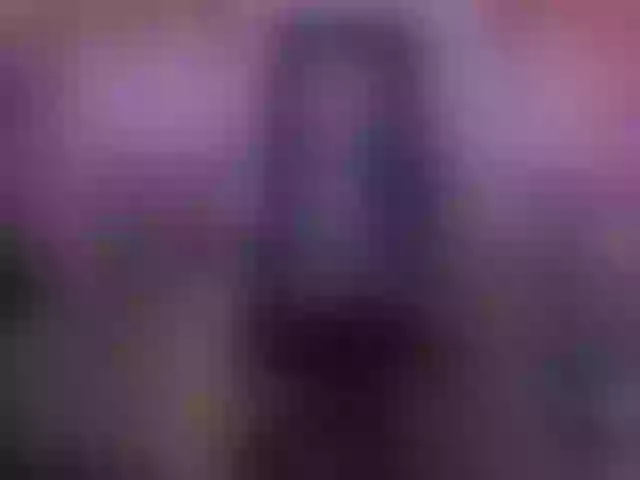 Live sex webcam photo for Lunar-LuLu #275594333