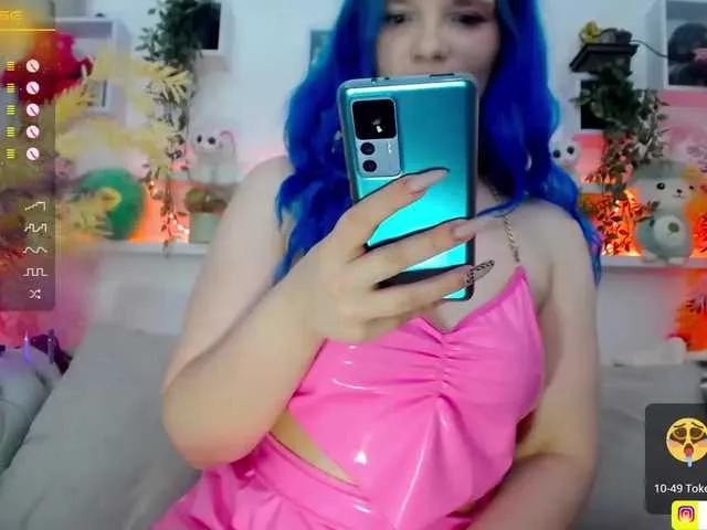 Live sex webcam photo for Lunar-LuLu #276349880