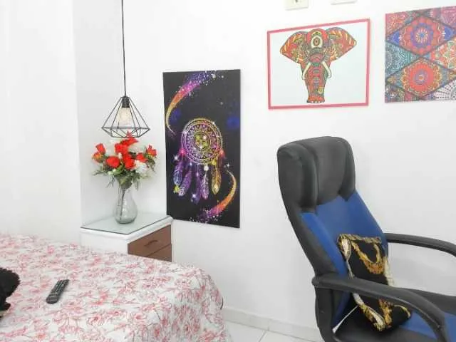 Live sex webcam photo for Lunarii #272924226