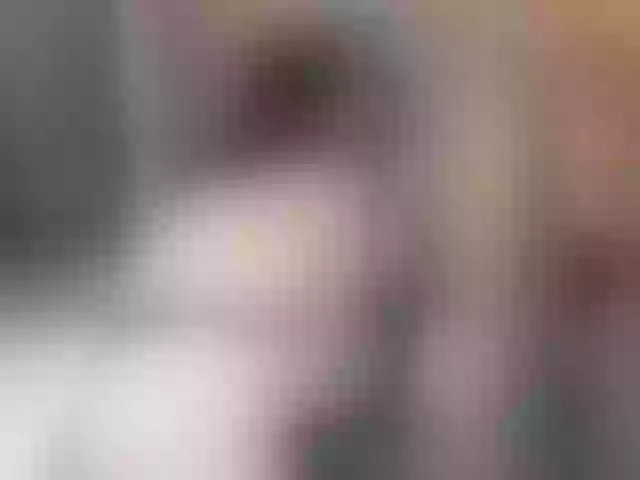 Live sex webcam photo for Lunaticminx- #291907472