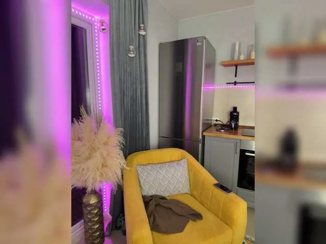 Live sex webcam photo for Lunesa #292373735