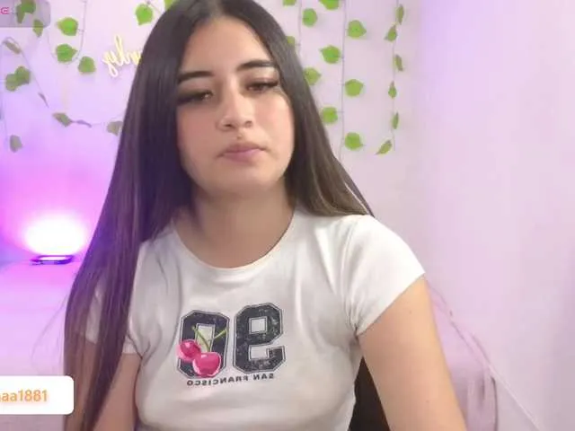 Live sex webcam photo for Lunna-tay #291815540