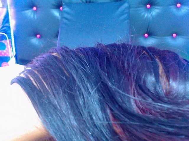 Live sex webcam photo for LunnaAngeel #272874392