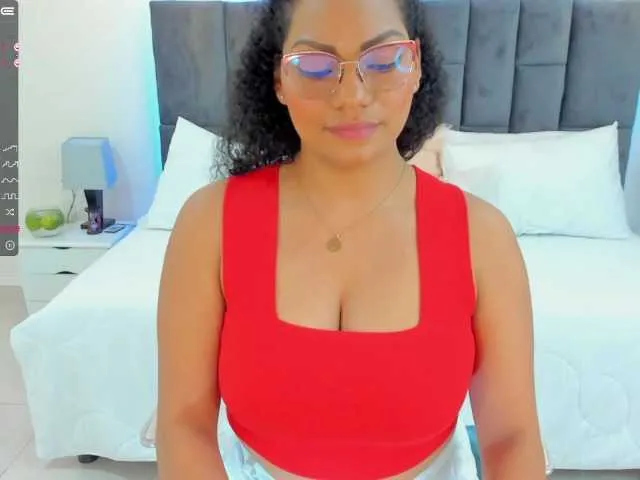 Live sex webcam photo for Lupe-blue #272030803