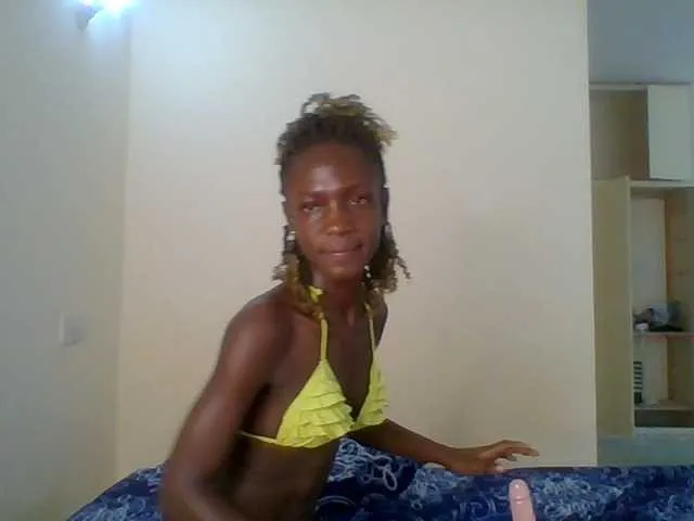 Live sex webcam photo for LupitaLion #293499677