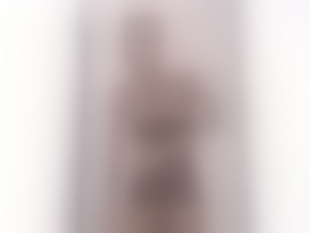 Live sex webcam photo for LupitaLion #294129943
