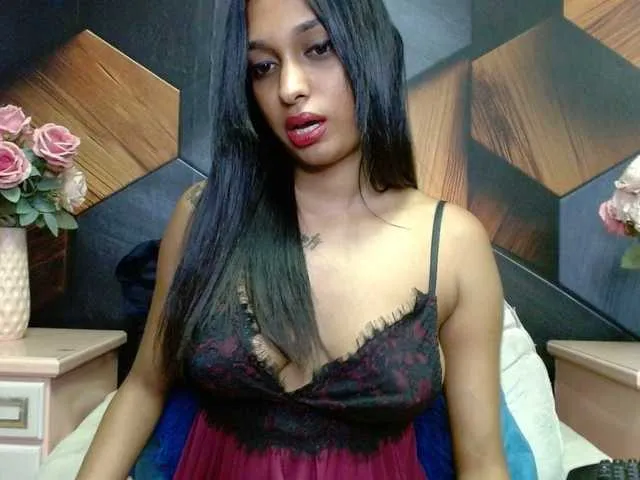 Live sex webcam photo for LusciousIndian #292199339