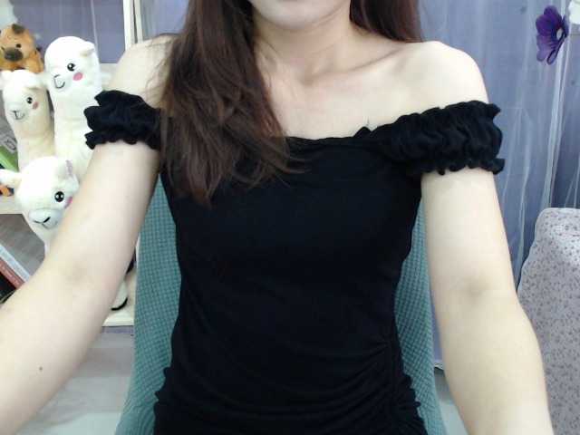 Live sex webcam photo for Lusiyangyang #276310151