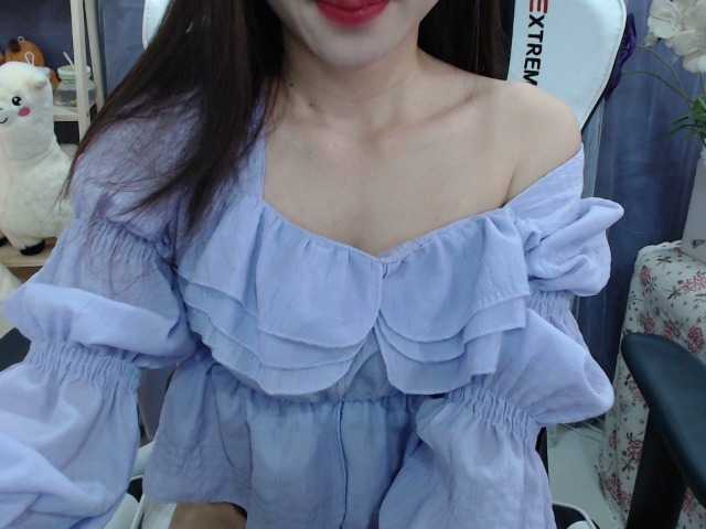 Live sex webcam photo for Lusiyangyang #276428692