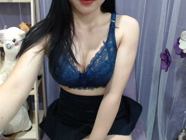 Live sex webcam photo for Lusiyangyang #276843286