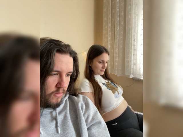 Live sex webcam photo for LustAndHorny #277895387