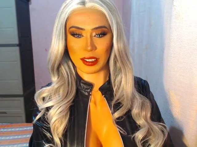 Live sex webcam photo for Lustscarlettex #291207473