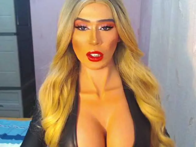 Live sex webcam photo for Lustscarlettex #292507713