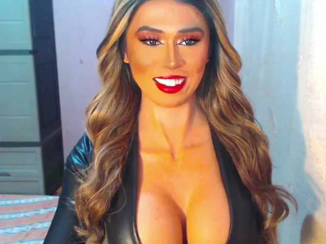 Live sex webcam photo for Lustscarlettex #292656360