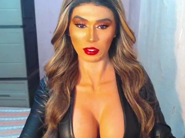 Live sex webcam photo for Lustscarlettex #292676854