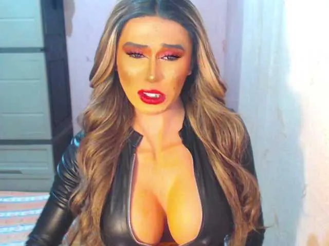 Live sex webcam photo for Lustscarlettex #292729244