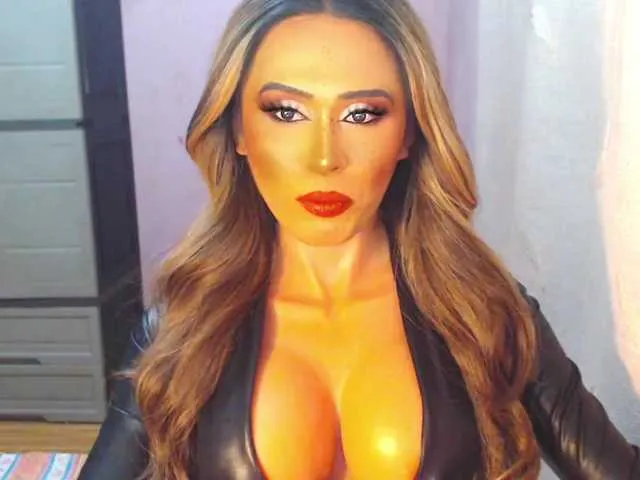 Live sex webcam photo for Lustscarlettex #293086088