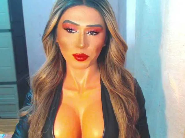 Live sex webcam photo for Lustscarlettex #293104442