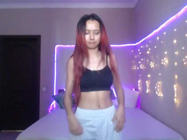 Live sex webcam photo for LusyTen #272950567