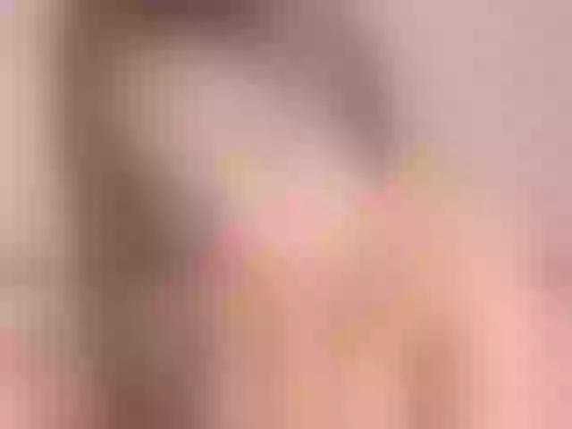 Live sex webcam photo for Luu-queen #271707089