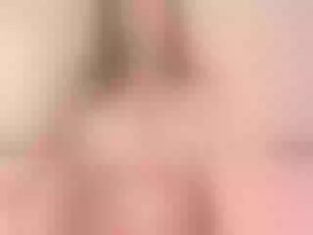 Live sex webcam photo for Luu-queen #271929917