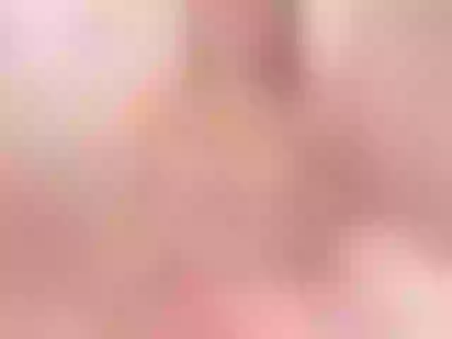 Live sex webcam photo for Luu-queen #272263508